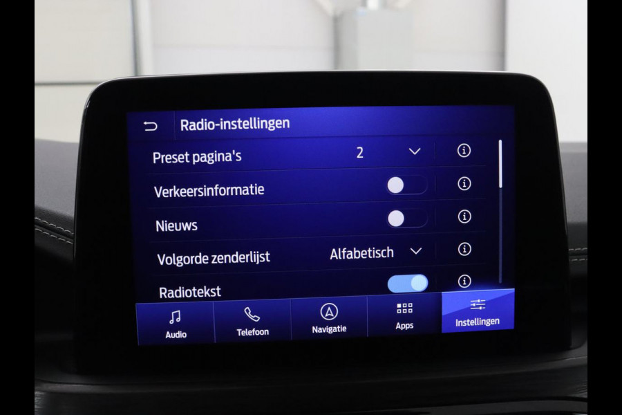 Ford Kuga 2.5 PHEV Vignale | SOH 86,6% | Panoramadak | Leder | Memory | Adaptive cruise | Trekhaak | Stuur/stoelverwarming | B&O Sound | Head-up | Achterbank verwarming | Camera | Park assist