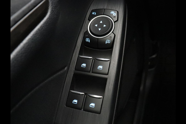 Ford Kuga 2.5 PHEV Vignale | SOH 86,6% | Panoramadak | Leder | Memory | Adaptive cruise | Trekhaak | Stuur/stoelverwarming | B&O Sound | Head-up | Achterbank verwarming | Camera | Park assist