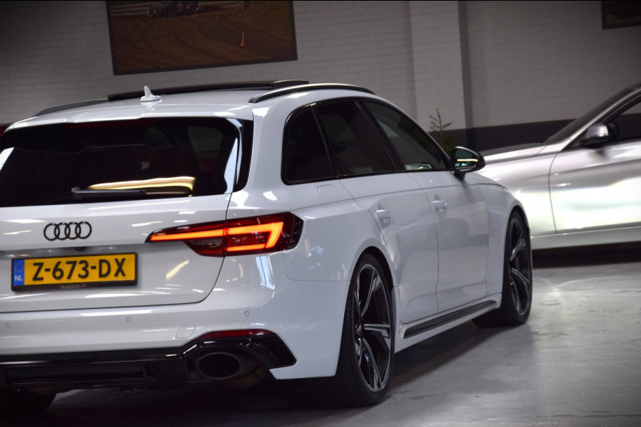 Audi A4 Avant 2.9 TFSI RS 4 Quattro Panoramadak|Navi|ACC|Head-up|Carbon|