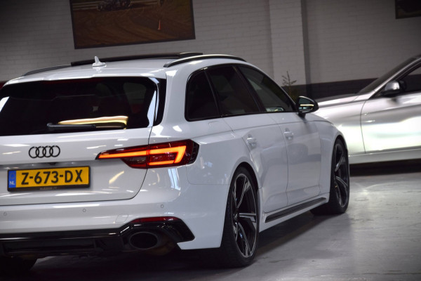 Audi A4 Avant 2.9 TFSI RS 4 Quattro Panoramadak|Navi|ACC|Head-up|Carbon|