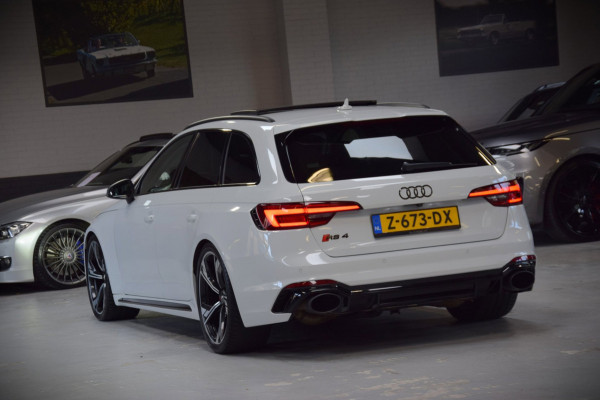 Audi A4 Avant 2.9 TFSI RS 4 Quattro Panoramadak|Navi|ACC|Head-up|Carbon|
