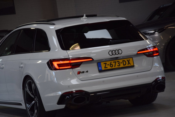 Audi A4 Avant 2.9 TFSI RS 4 Quattro Panoramadak|Navi|ACC|Head-up|Carbon|