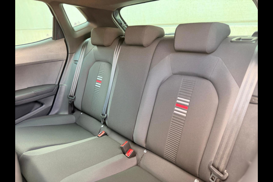 Seat Ibiza FR 1.0 TSI DSG Pano Navi CarPlay LED 18'' Stoelverwarming