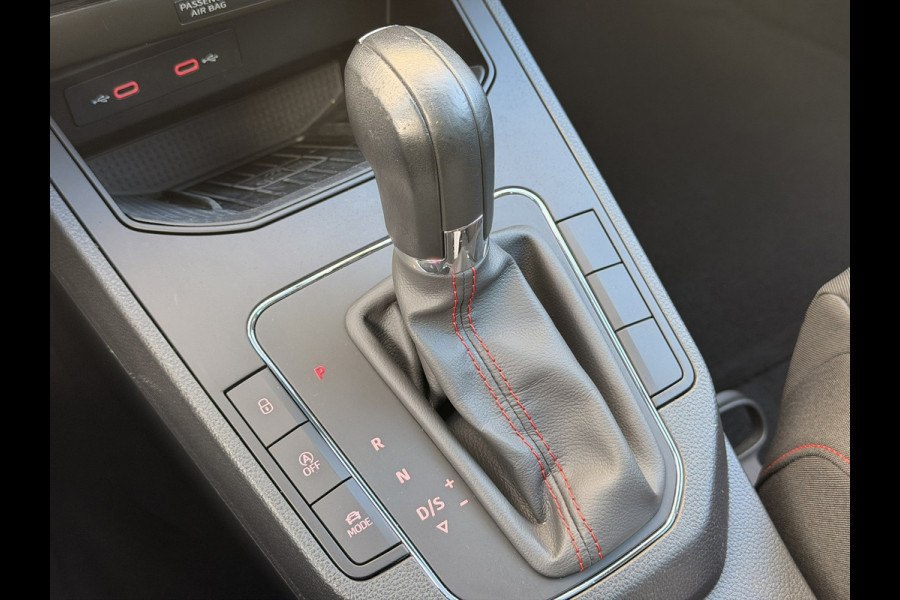 Seat Ibiza FR 1.0 TSI DSG Pano Navi CarPlay LED 18'' Stoelverwarming