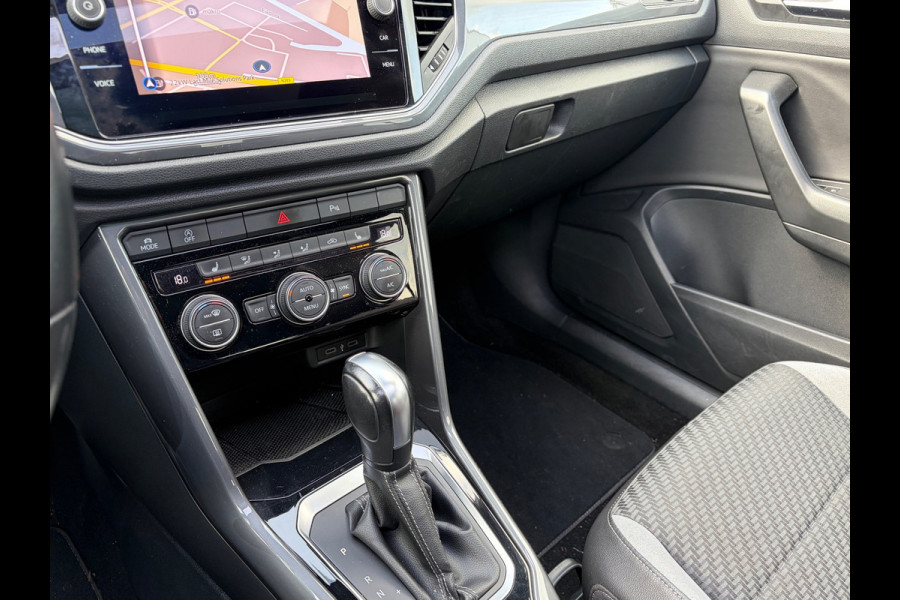 Volkswagen T-Roc 1.5 TSI 3x R-Line|Pano|Beats|ACC|Trekhaak|19” velgen|
