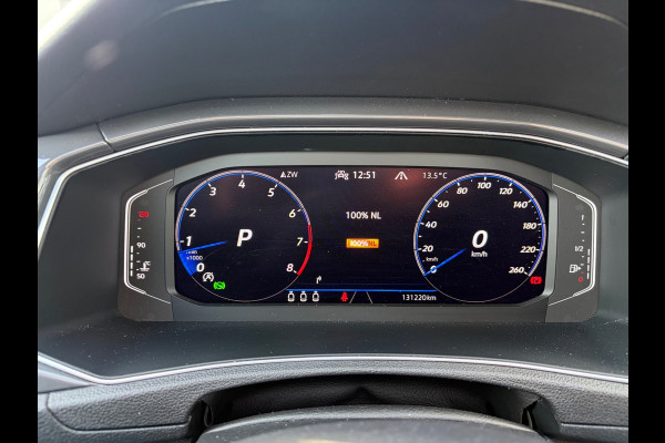 Volkswagen T-Roc 1.5 TSI 3x R-Line|Pano|Beats|ACC|Trekhaak|19” velgen|