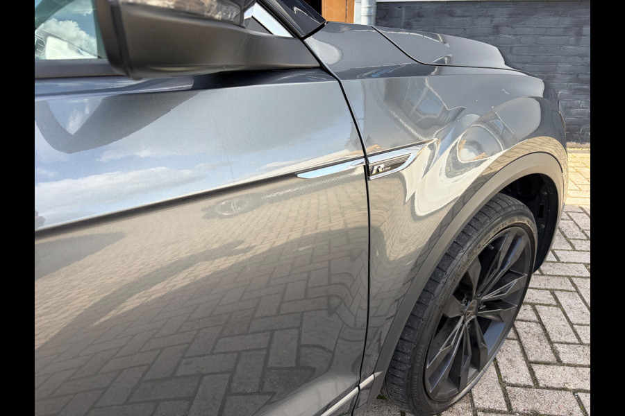 Volkswagen T-Roc 1.5 TSI 3x R-Line|Pano|Beats|ACC|Trekhaak|19” velgen|