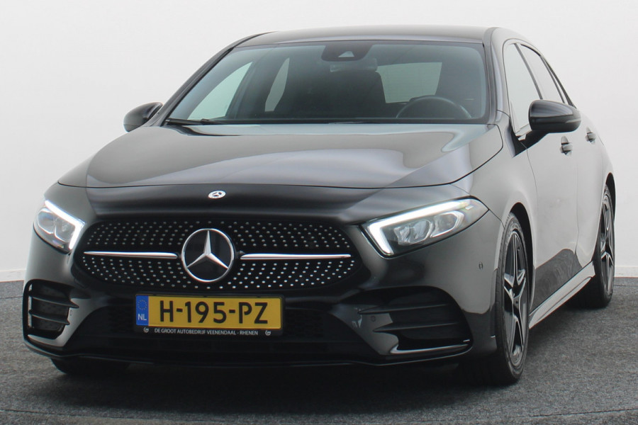 Mercedes-Benz A-Klasse 160 Business Solution AMG Virtual Cockpit, Camera, Cruise, Stoelverwarming, Apple Carplay, PDC, Trekhaak, 18''