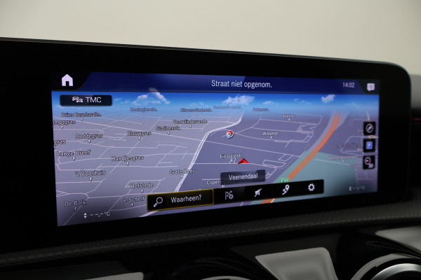 Mercedes-Benz A-Klasse 160 Business Solution AMG Virtual Cockpit, Camera, Cruise, Stoelverwarming, Apple Carplay, PDC, Trekhaak, 18''