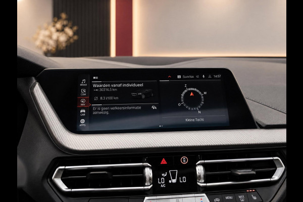 BMW 1-serie 120i High Executive | M-Sport Shadow | Pano | Leder | Ambiance