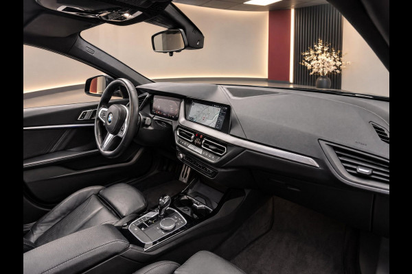 BMW 1-serie 120i High Executive | M-Sport Shadow | Pano | Leder | Ambiance