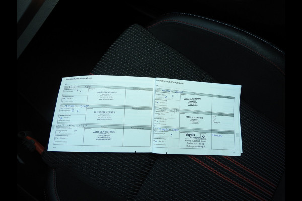 Renault Clio 1.0 TCe R.S. Line, 360 Camera, Dodehoek, Trekhaak