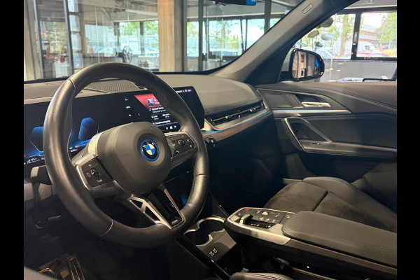 BMW X1 xDrive30e M-Sport | Panorama | HUD | 360 Camera