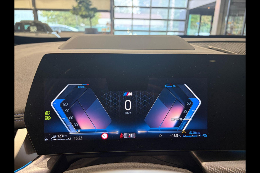 BMW X1 xDrive30e M-Sport | Panorama | HUD | 360 Camera