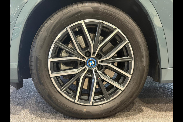 BMW X1 xDrive30e M-Sport | Panorama | HUD | 360 Camera