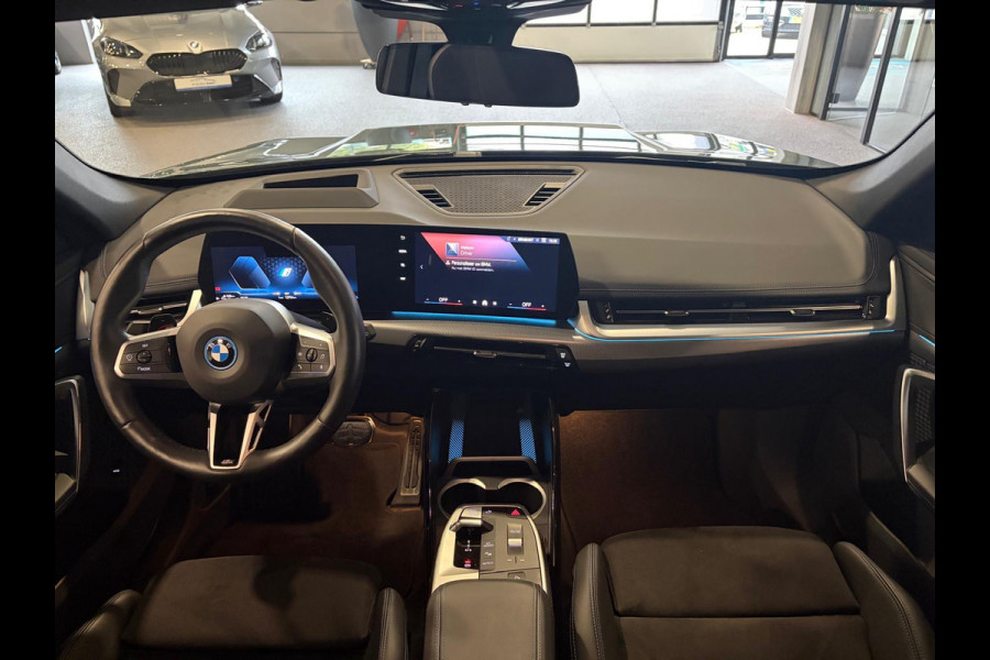BMW X1 xDrive30e M-Sport | Panorama | HUD | 360 Camera