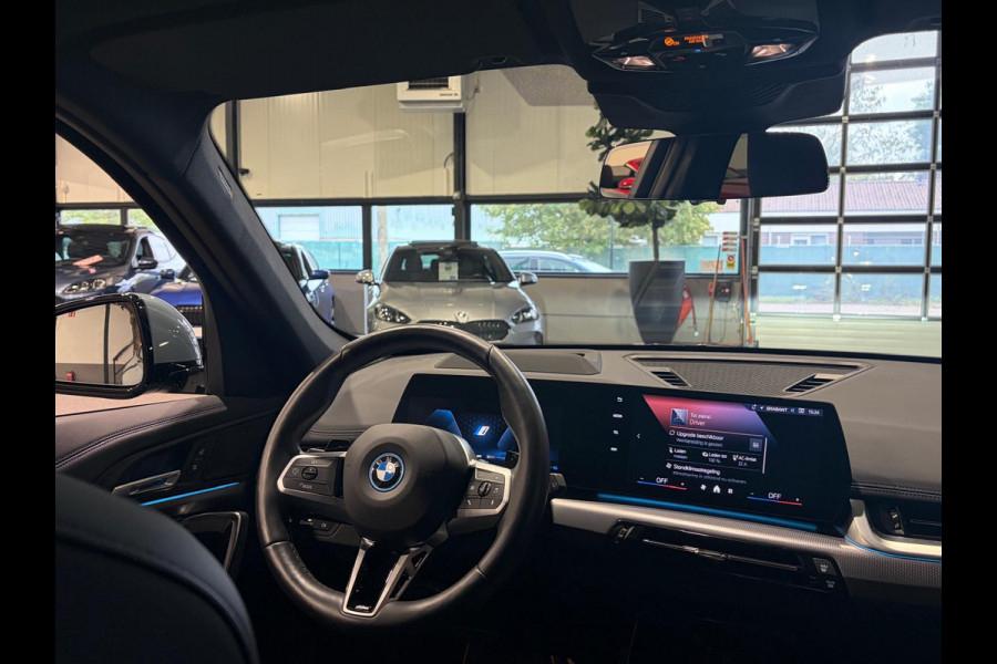 BMW X1 xDrive30e M-Sport | Panorama | HUD | 360 Camera