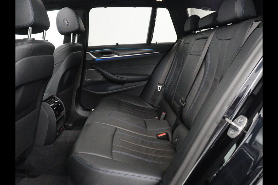 BMW 5 Serie Touring 530e M Sport Plus | SOH 90% | Panoramadak | Harman/Kardon | Leder | Stoel & stuurverwarming | Achterbank verwarming | Adaptive cruise | Camera | Carplay | Trekhaak |