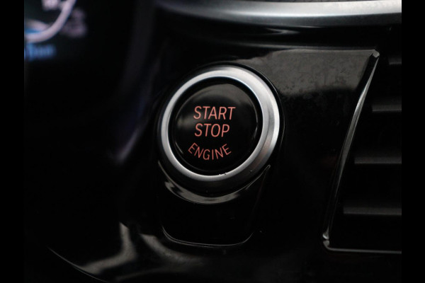 BMW 5 Serie Touring 530e M Sport Plus | SOH 90% | Panoramadak | Harman/Kardon | Leder | Stoel & stuurverwarming | Achterbank verwarming | Adaptive cruise | Camera | Carplay | Trekhaak |