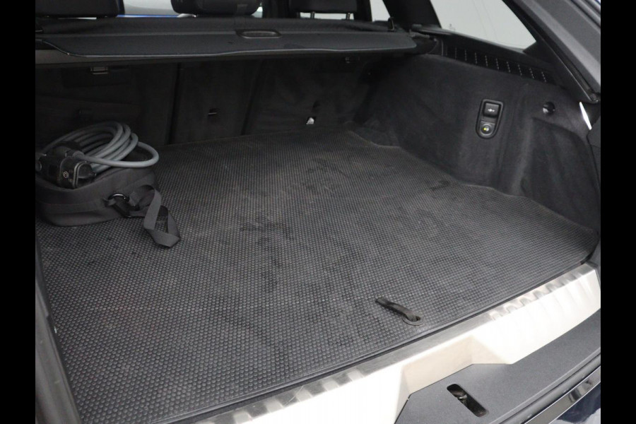BMW 5 Serie Touring 530e M Sport Plus | SOH 90% | Panoramadak | Harman/Kardon | Leder | Stoel & stuurverwarming | Achterbank verwarming | Adaptive cruise | Camera | Carplay | Trekhaak |