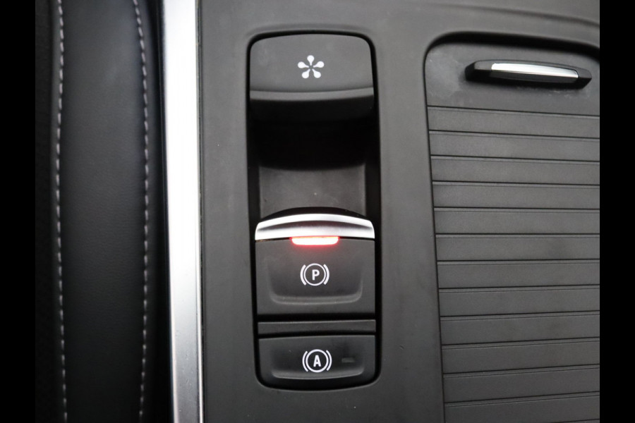 Renault Mégane Estate 160pk E-Tech Plug-In Hybrid Intens Apple Carplay/Android Auto | Climate