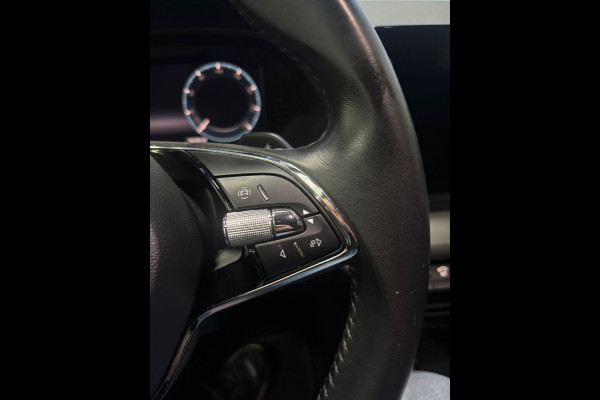 Škoda Octavia Combi 1.5 e-TSI Business Edition Navi | Trekhaak|Clima | Cruise | PDC | Camera
