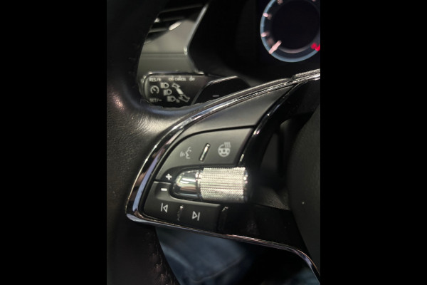 Škoda Octavia Combi 1.5 e-TSI Business Edition Navi | Trekhaak|Clima | Cruise | PDC | Camera