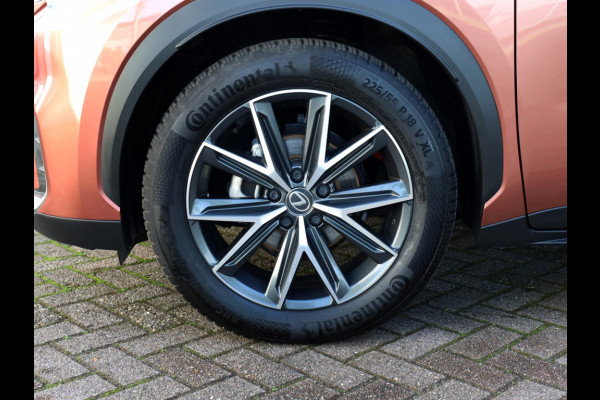 Lexus LBX 1.5 Cool 2WD | Memory Seat | Leder/Alcantara | Dodehoek