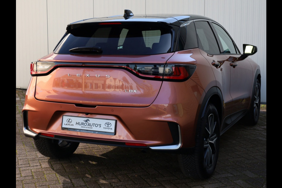 Lexus LBX 1.5 Cool 2WD | Memory Seat | Leder/Alcantara | Dodehoek