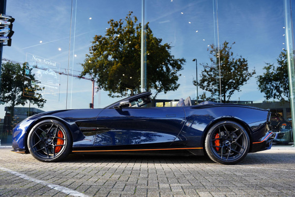 Aston Martin Vanquish 5.2 V12 Volante / FULL CARBON INTERIOR + EXTERIOR