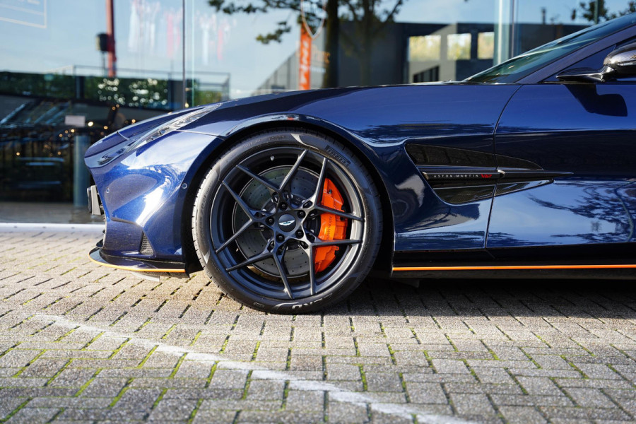Aston Martin Vanquish 5.2 V12 Volante / FULL CARBON INTERIOR + EXTERIOR