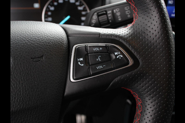 Ford EcoSport 1.0 EcoBoost ST-Line Black Climate control Navigatie Parkeersensoren Camera Sfeerverlichting Lichtmetalen velgen