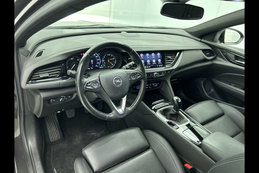 Opel Insignia Sports Tourer Euro 6 1.5 CDTI 123PK Business Elegance / Leder / Trekhaak / Camera / Stoel-Stuurverwarming / Xenon / Airco-ecc. / Apk 01-2027