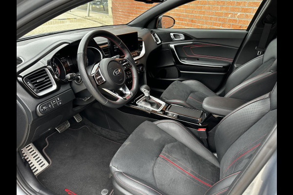Kia ProCeed 1.6 T-GDi 204pk Automaat GT Navigatie Climate Control Electrische bedienbare achterklep Adaptieve Cruise Control Camera Dab Keyless start