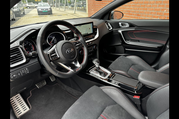 Kia ProCeed 1.6 T-GDi 204pk Automaat GT Navigatie Climate Control Electrische bedienbare achterklep Adaptieve Cruise Control Camera Dab Keyless start