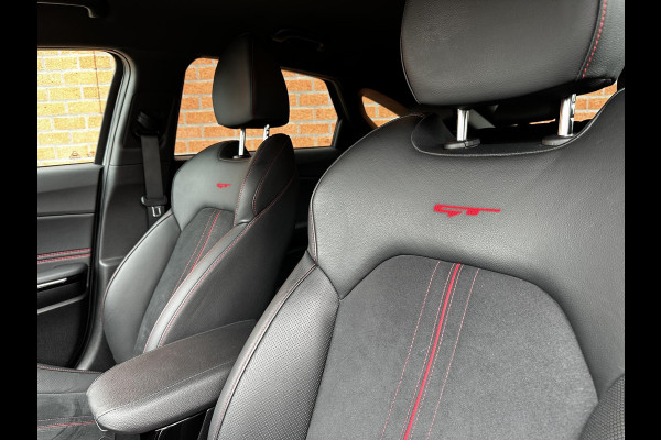 Kia ProCeed 1.6 T-GDi 204pk Automaat GT Navigatie Climate Control Electrische bedienbare achterklep Adaptieve Cruise Control Camera Dab Keyless start
