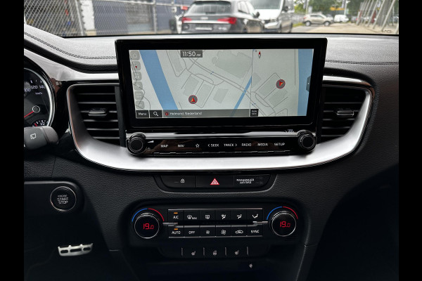 Kia ProCeed 1.6 T-GDi 204pk Automaat GT Navigatie Climate Control Electrische bedienbare achterklep Adaptieve Cruise Control Camera Dab Keyless start