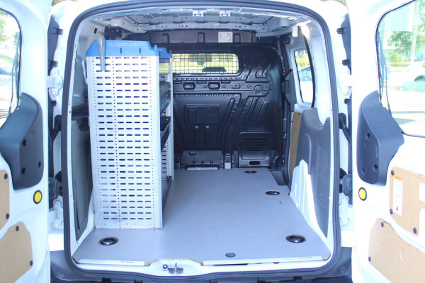 Ford Transit Connect 1.5 EcoBlue L1 Trend | Ingerichte Laadruimte | Navigatie | Stoelverwarming | Camera |