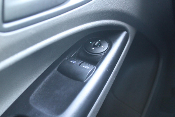 Ford Transit Connect 1.5 EcoBlue L1 Trend | Ingerichte Laadruimte | Navigatie | Stoelverwarming | Camera |