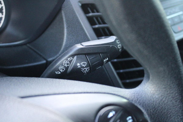 Ford Transit Connect 1.5 EcoBlue L1 Trend | Ingerichte Laadruimte | Navigatie | Stoelverwarming | Camera |
