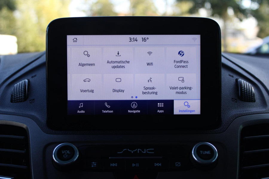 Ford Transit Connect 1.5 EcoBlue L1 Trend | Ingerichte Laadruimte | Navigatie | Stoelverwarming | Camera |