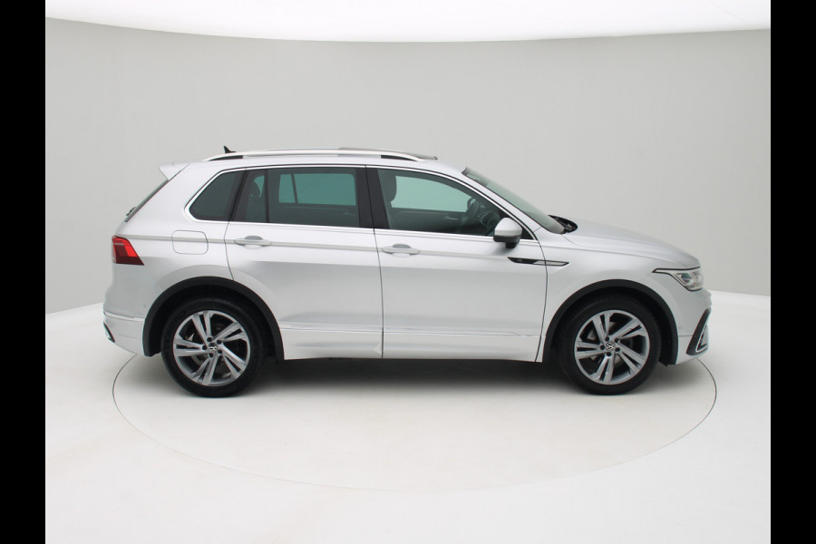 Volkswagen Tiguan 1.5 TSI R-Line Pano, Harman/Kardon, Trekhaak, Head-up