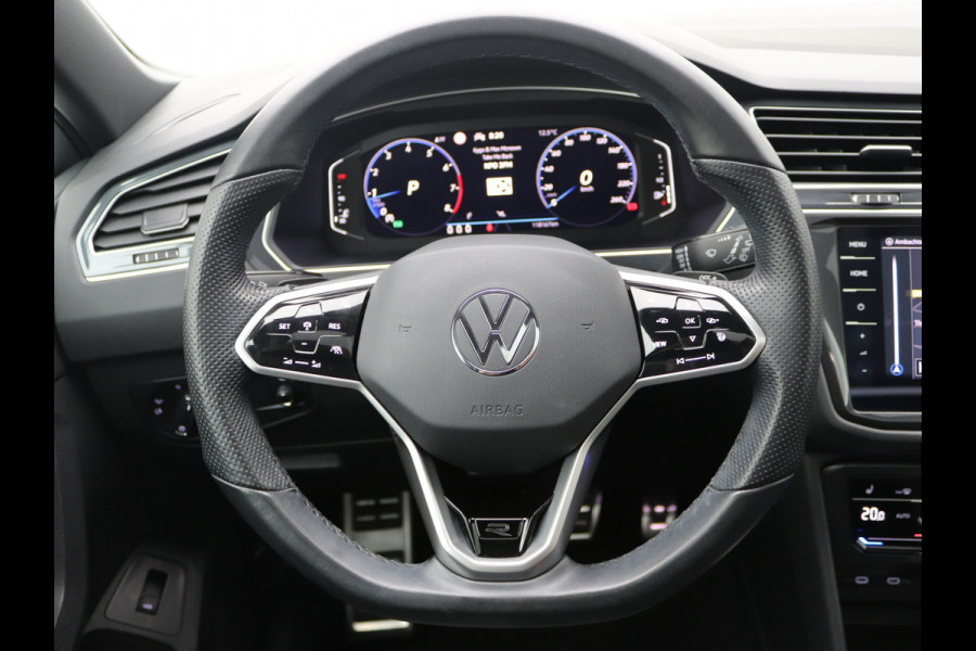 Volkswagen Tiguan 1.5 TSI R-Line Pano, Harman/Kardon, Trekhaak, Head-up
