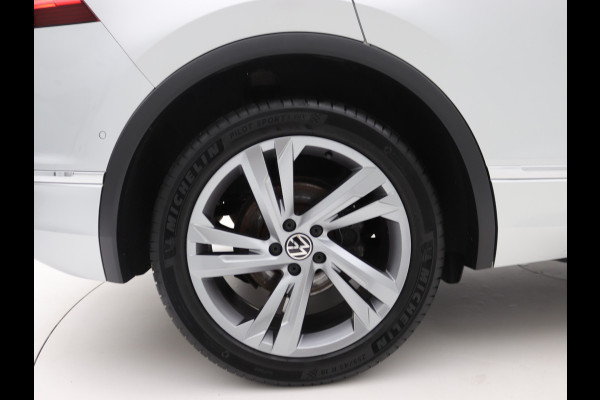 Volkswagen Tiguan 1.5 TSI R-Line Pano, Harman/Kardon, Trekhaak, Head-up