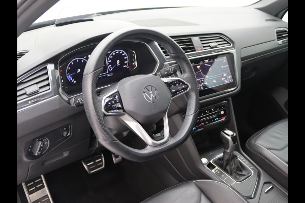 Volkswagen Tiguan 1.5 TSI R-Line Pano, Harman/Kardon, Trekhaak, Head-up