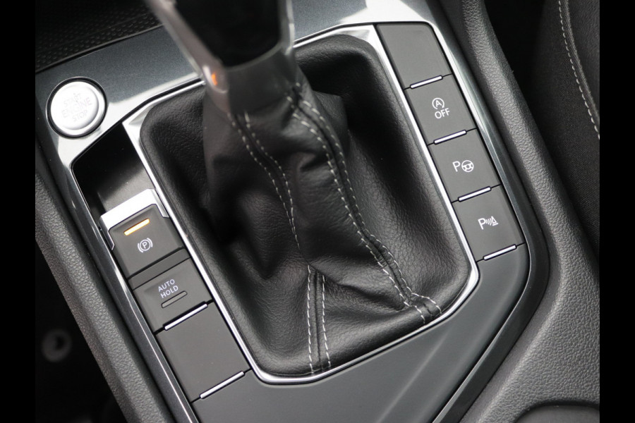 Volkswagen Tiguan 1.5 TSI R-Line Pano, Harman/Kardon, Trekhaak, Head-up