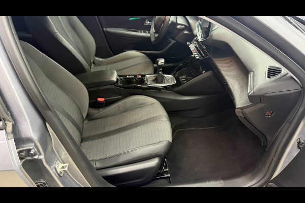 Peugeot 208 1.2 Allure Pack,Apple carplay cruise control