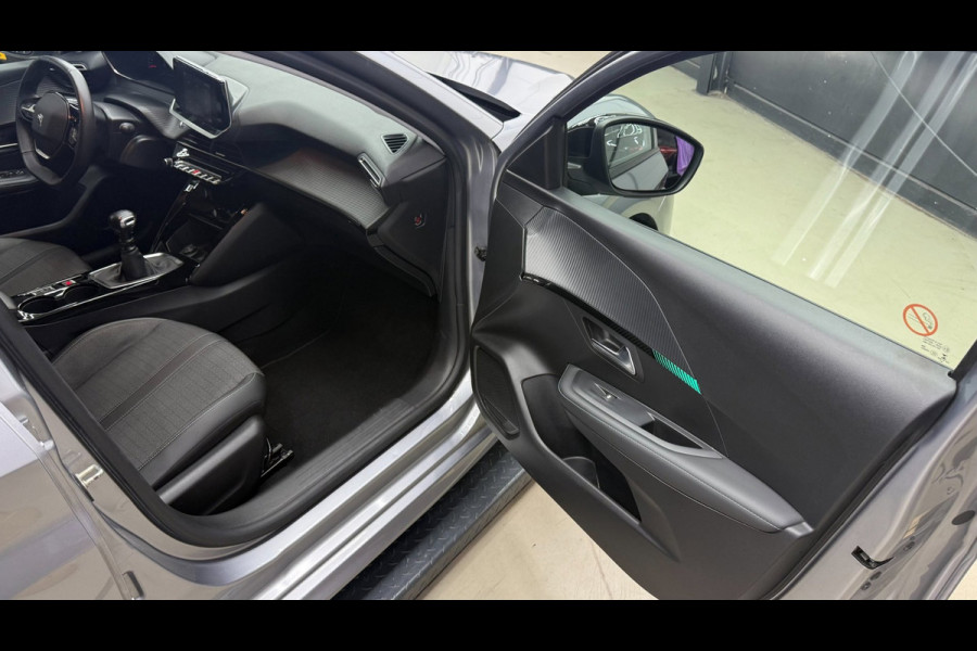 Peugeot 208 1.2 Allure Pack,Apple carplay cruise control