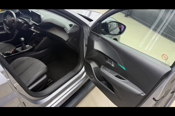 Peugeot 208 1.2 Allure Pack,Apple carplay cruise control