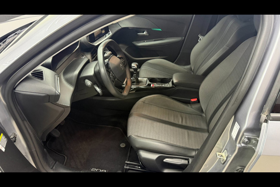 Peugeot 208 1.2 Allure Pack,Apple carplay cruise control